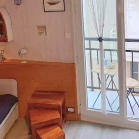 Idéalement Situé, Duplex De Grande Qualité